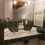 多农山酒店 格兰德冯泰尼